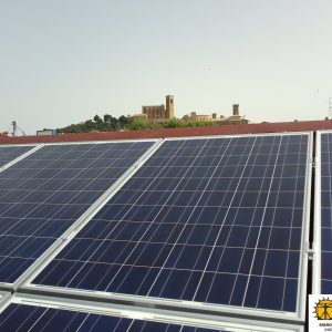 Instalación solar fotovoltaica de Alba Renova en una bodega
