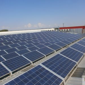 Instalación solar fotovoltaica de conexión a Red de Alba Renova