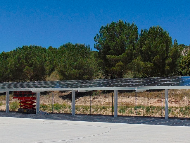 PARKING FOTOVOLTAICO DE AUTOCONSUMO EN BODEGA MATARROMERA, RIBERA DEL DUERO